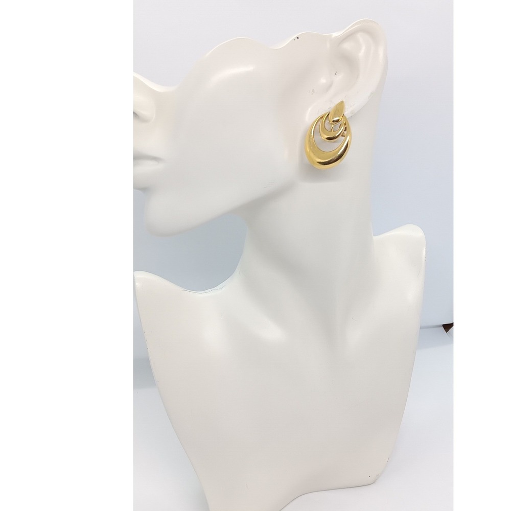Napier Womens Gold Tone Oval Hoop Ear Screws Clip On Earrings Vintage Multi Tier